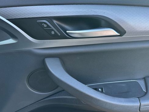 Used 2019 BMW X3 sDrive30i w/ M Sport Package image 19