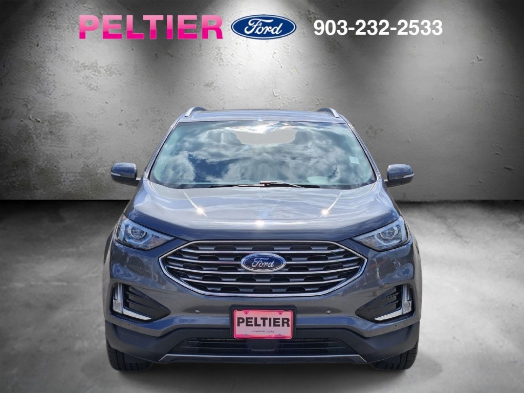 Certified 2022 Ford Edge Titanium AWD/4WD image 2