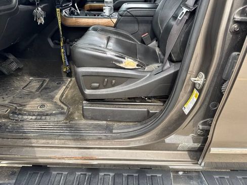Used 2015 Chevrolet Silverado 2500 LTZ w/ Duramax Plus Package AWD/4WD image 4