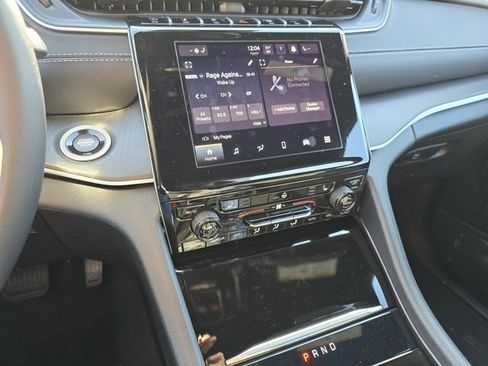 Used 2025 Jeep Grand Cherokee L Laredo w/ Luxury Tech Group I AWD/4WD image 38