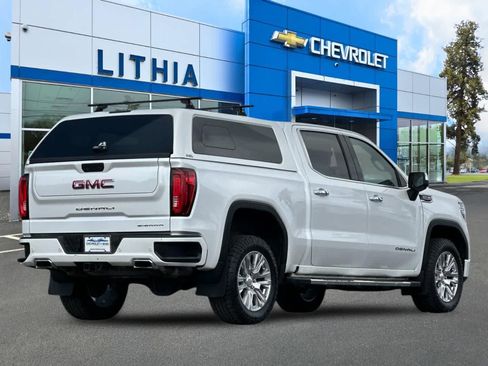 Used 2019 GMC Sierra 1500 Denali w/ Technology Package AWD/4WD image 2