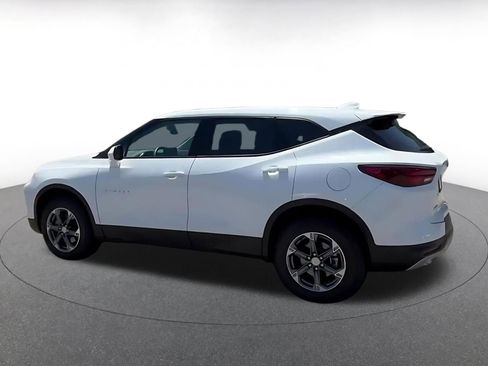 Used 2025 Chevrolet Blazer LT FWD image 10