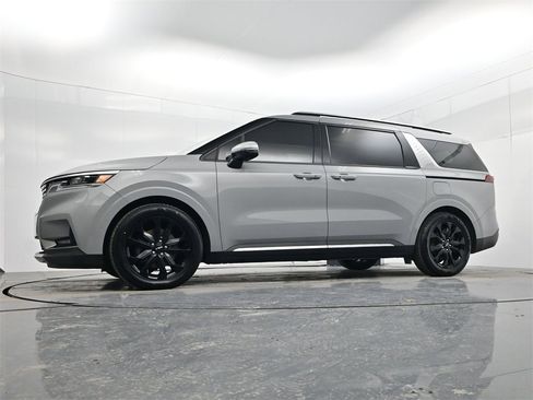 Certified 2024 Kia Carnival SX Prestige image 39