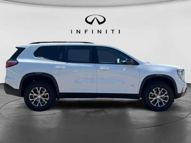 Used 2026 GMC Acadia AT4 w/ Luxury Package AWD/4WD image 9