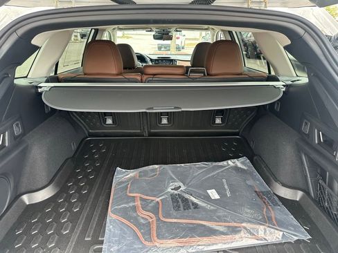 Used 2025 Subaru Outback Touring image 7