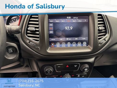 Used 2019 Jeep Compass Trailhawk image 22