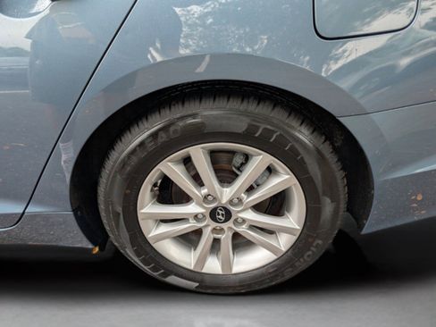 Used 2017 Hyundai Sonata SE FWD image 19