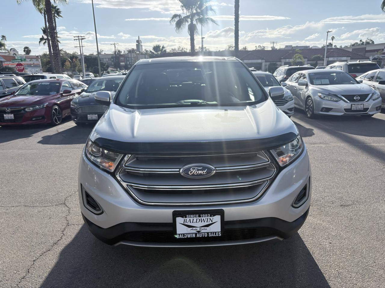 Used 2016 Ford Edge Titanium w/ Equipment Group 301A AWD/4WD image 2
