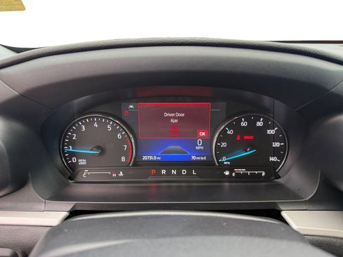 Certified 2022 Ford Explorer XLT w/ Equipment Group 202A image 11