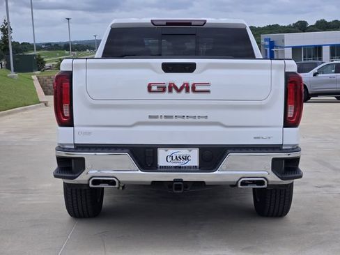 Used 2024 GMC Sierra 1500 SLT w/ SLT Premium Plus Package AWD/4WD image 7