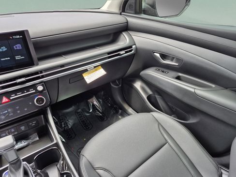 New 2026 Hyundai Tucson SEL Plus FWD image 13
