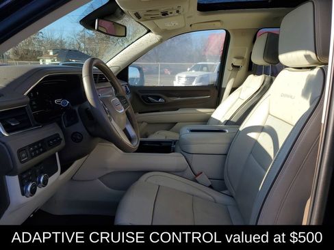 Used 2023 GMC Yukon XL Denali image 6
