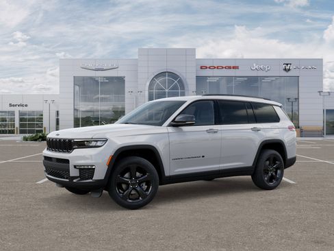 New 2025 Jeep Grand Cherokee L Limited w/ Luxury Tech Group II image 31