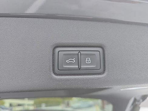 Certified 2025 Audi Q5 Premium Plus w/ Premium Plus image 28