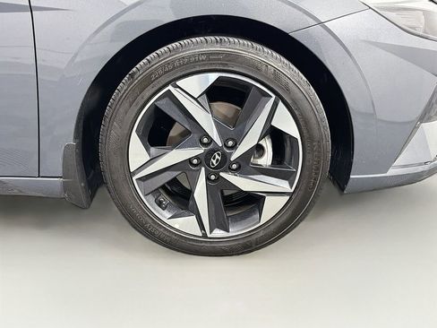 Used 2023 Hyundai Elantra SEL w/ Convenience Package FWD image 32