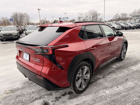 Used 2025 Subaru Solterra Limited image 5