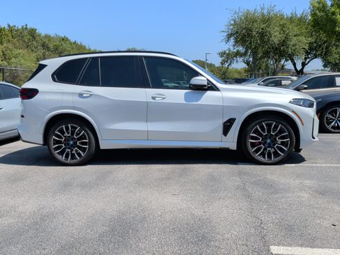 Used 2024 BMW X5 xDrive50e w/ M Sport Package AWD/4WD image 6