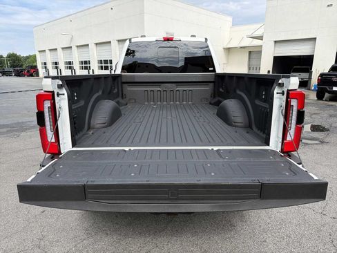 Used 2026 Ford F350 Platinum w/ Platinum Plus Package AWD/4WD image 17