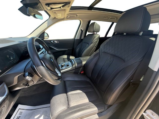 Used 2025 BMW X7 xDrive40i AWD/4WD image 10