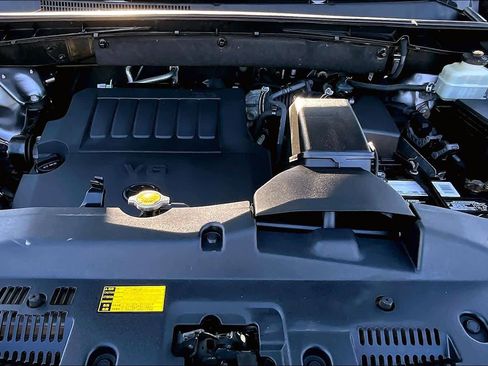 Used 2015 Toyota Highlander Limited Platinum image 29