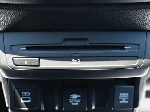 Used 2023 Honda Odyssey Elite image 34