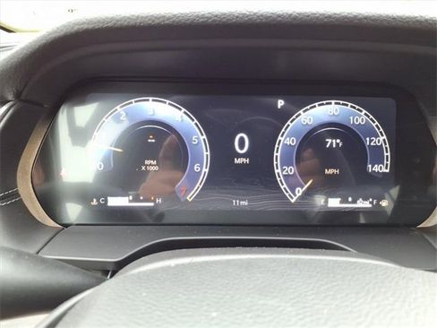 New 2025 Jeep Grand Cherokee L Limited image 23