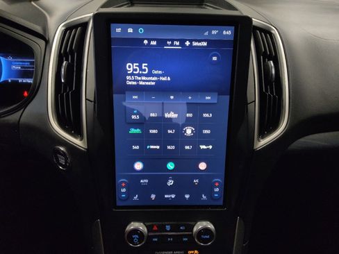Used 2023 Ford Edge SEL AWD/4WD image 25