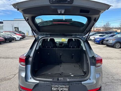 Used 2023 Chevrolet TrailBlazer LS image 14