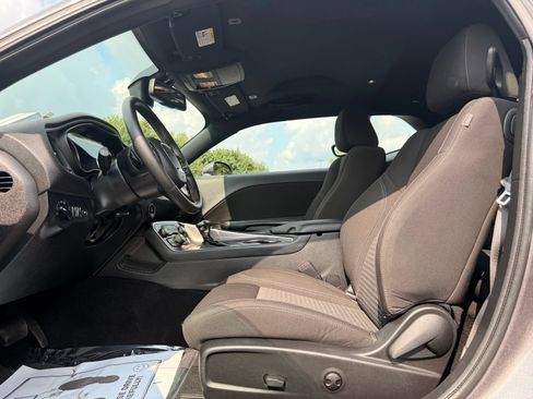Used 2022 Dodge Challenger SXT RWD image 12