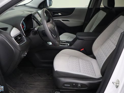 Used 2023 Chevrolet Equinox LS w/ LS Convenience Package image 14