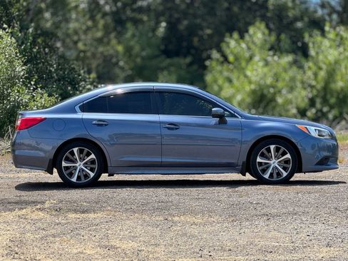 Used 2015 Subaru Legacy 2.5i Limited AWD/4WD image 8