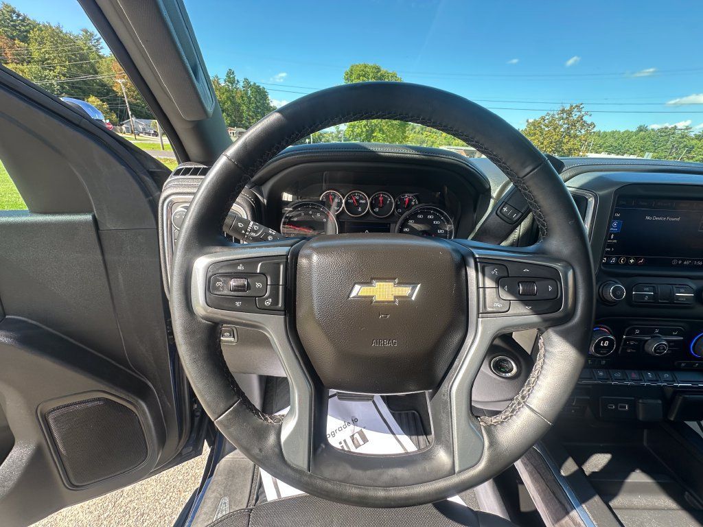 Used 2023 Chevrolet Silverado 2500 LTZ w/ LTZ Convenience Package AWD/4WD image 12