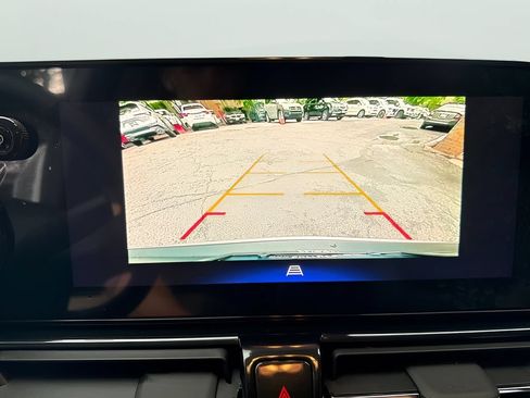Used 2024 Chevrolet TrailBlazer LT w/ Convenience Package AWD/4WD image 27