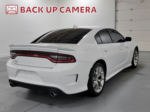Used 2019 Dodge Charger R/T w/ Plus Group RWD image 9