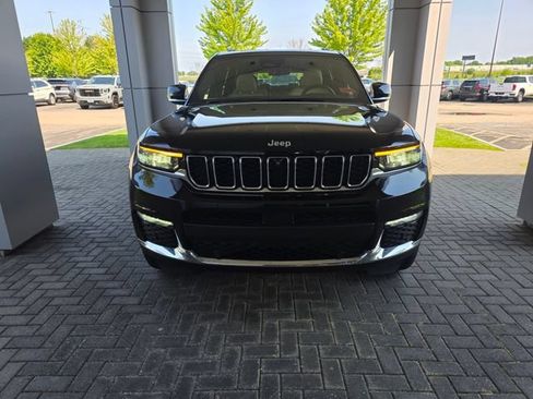 Used 2023 Jeep Grand Cherokee L Limited w/ Luxury Tech Group II AWD/4WD image 6