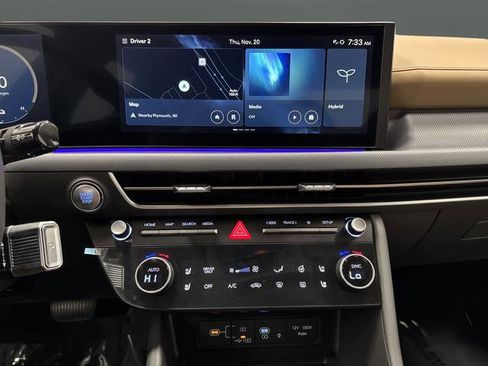 Used 2025 Hyundai Sonata Limited image 9