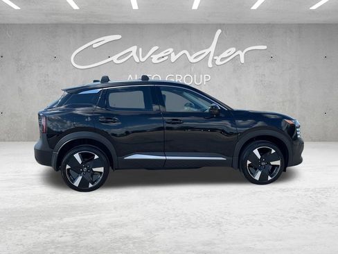 New 2026 Nissan Kicks SR w/ SR Premium Package image 17