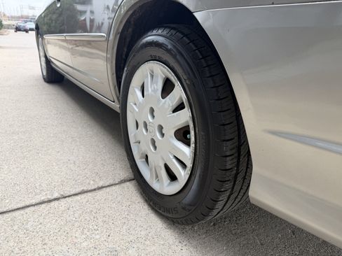 Used 2004 Honda Civic LX image 10