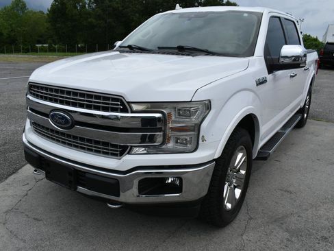 Used 2018 Ford F150 Lariat w/ Equipment Group 502A Luxury AWD/4WD image 2