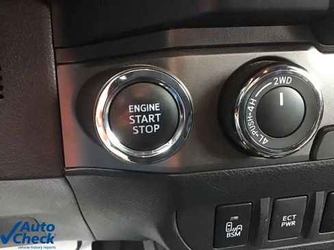 Used 2023 Toyota Tacoma TRD Off-Road w/ Advanced Technology Package image 34