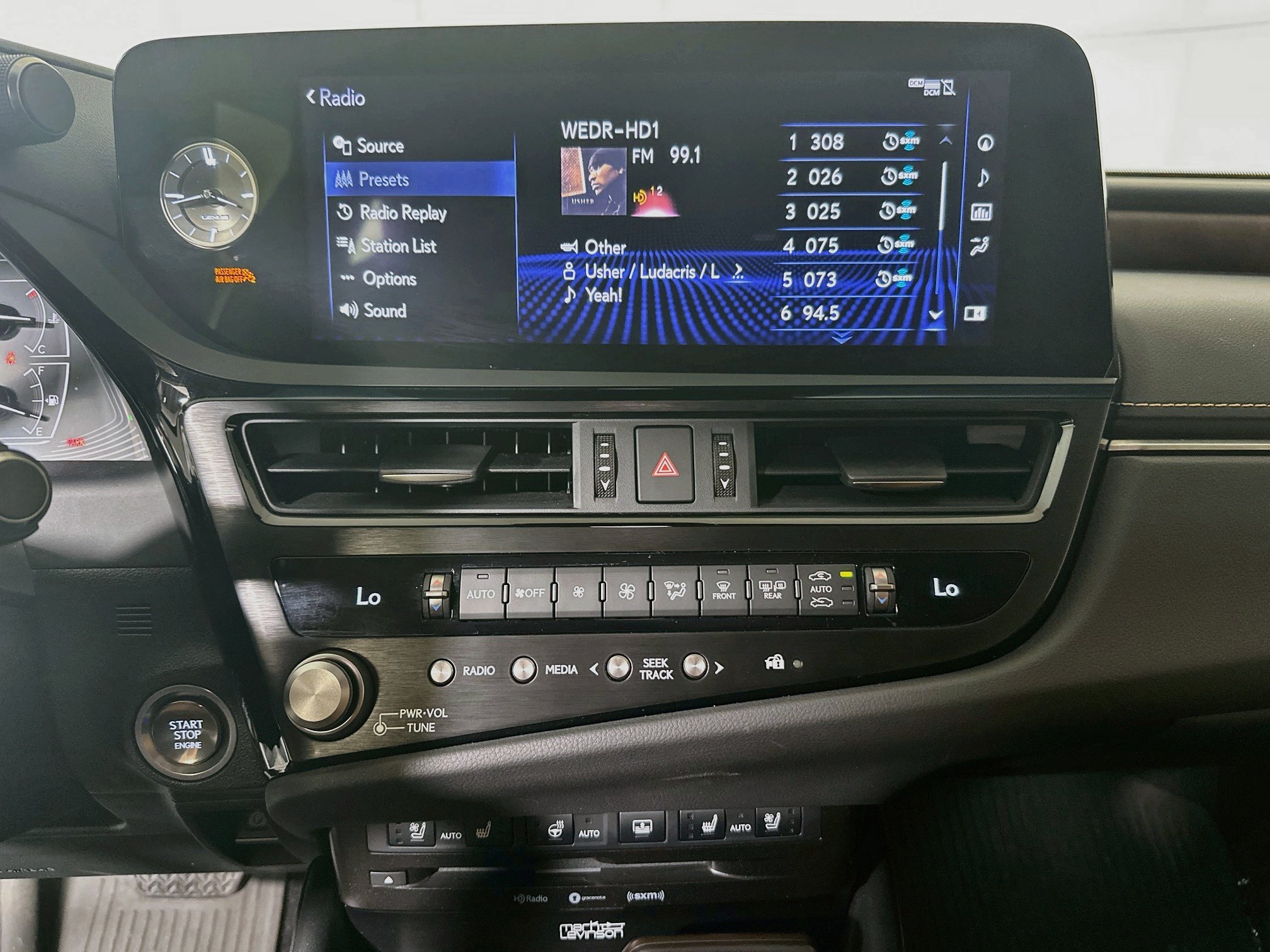 Used 2022 Lexus ES 350 Ultra Luxury w/ Accessory Package 2 FWD image 24
