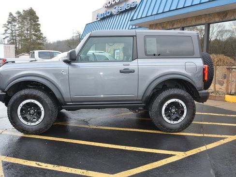 Used 2023 Ford Bronco Black Diamond w/ Sasquatch Package image 5