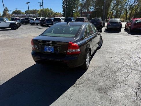 Used 2005 Volvo S40 2.4i FWD image 22