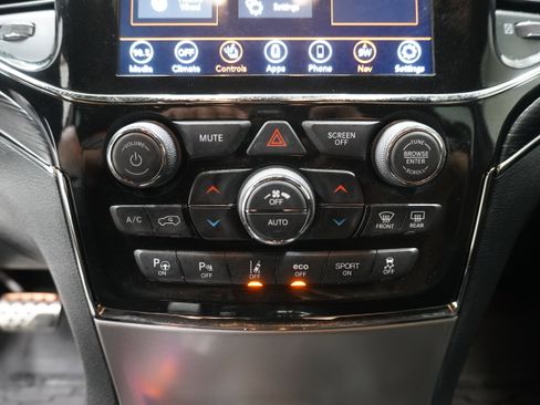 Used 2021 Jeep Grand Cherokee High Altitude image 24