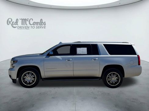Used 2020 Chevrolet Suburban Premier image 2