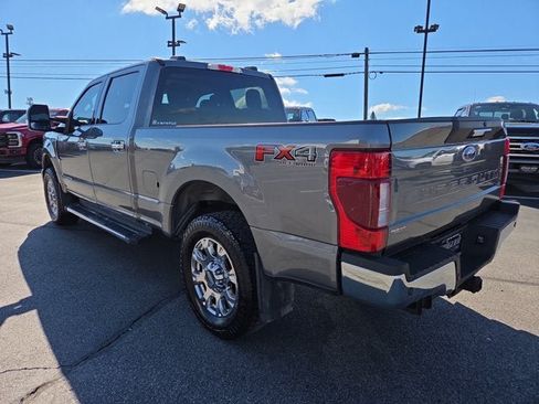 Used 2021 Ford F250 XLT w/ XLT Premium Package AWD/4WD image 4