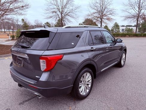 Used 2020 Ford Explorer Limited w/ Class III Trailer Tow Package image 15