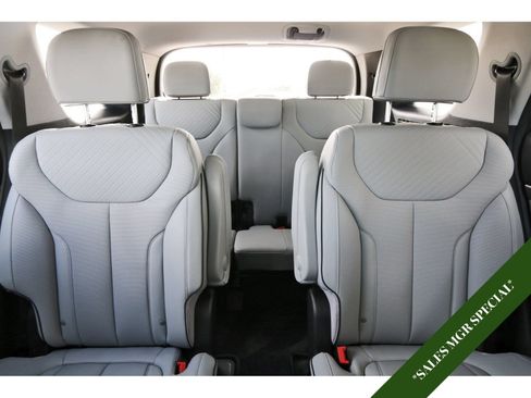 Used 2025 Hyundai Palisade SEL AWD/4WD image 15