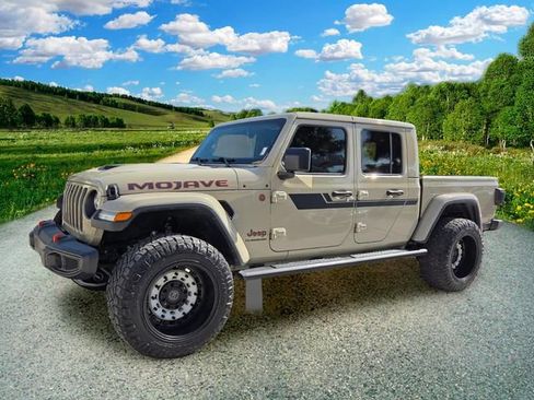 Used 2020 Jeep Gladiator Mojave AWD/4WD image 2