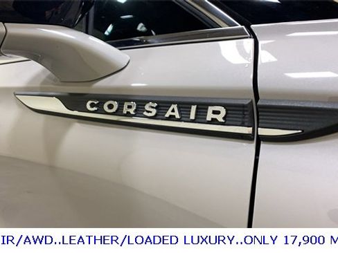 Used 2022 Lincoln Corsair AWD w/ Equipment Group 101A image 10